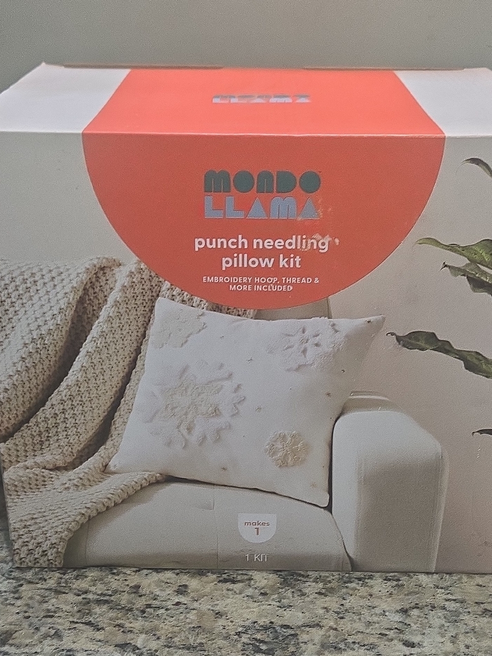 Mondo Llama White Punch Needling Pillow Kit